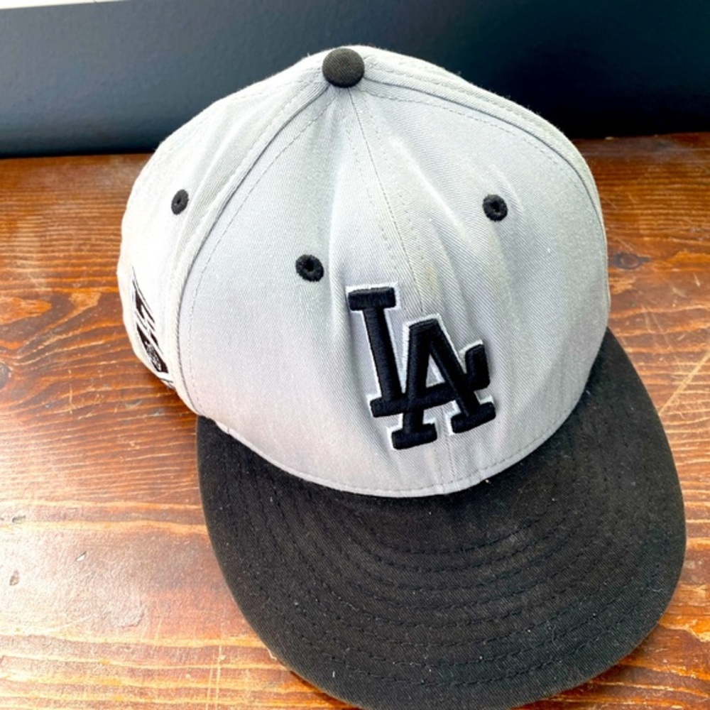 LA KINGS cap🏒show your team spirit and support!! ✨EUC✨ unisex but under men's